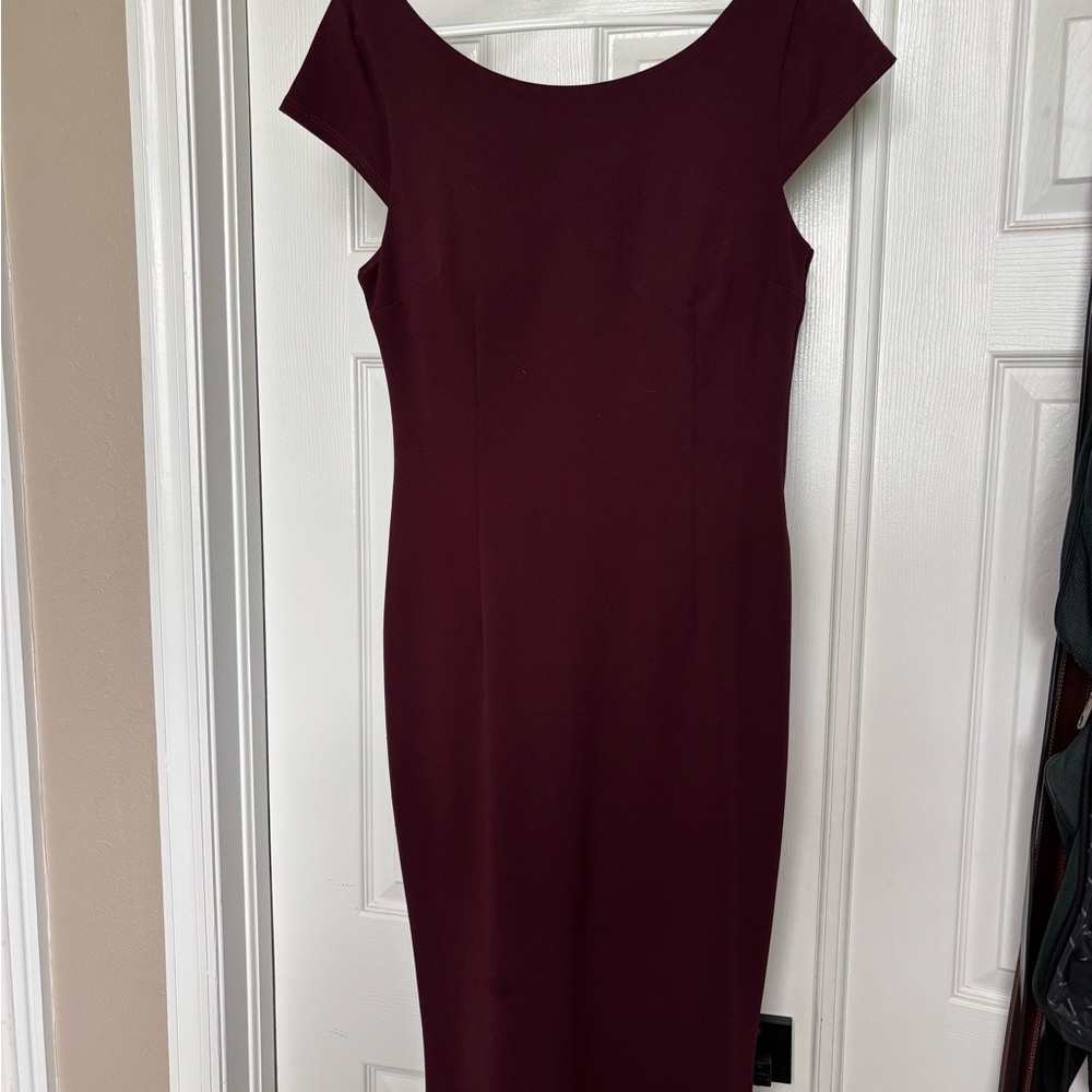 Speechless Burgundy Scoop Neck Midi Dress